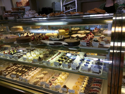 Pastry Shop «Au Peche Mignon», reviews and photos, 1415 Timberlane Rd, Tallahassee, FL 32312, USA