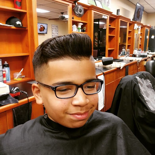 Barber Shop «Payan Styles Barber Shop», reviews and photos, 310 N Dobson Rd, Mesa, AZ 85201, USA