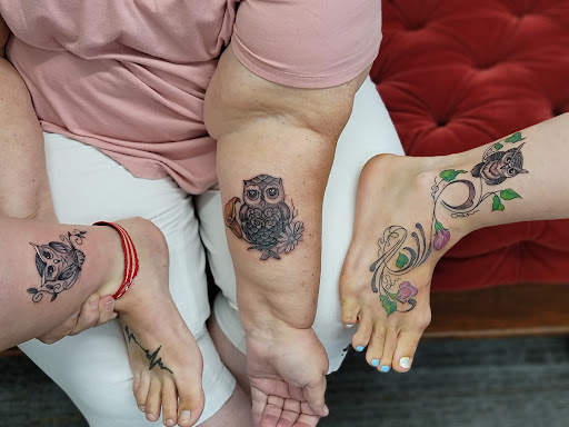 Explore finger hand tattoo ideas, creative tattoo ideas in Saint Paul, available at Gabriels Fallen Angel Tattoo Studio