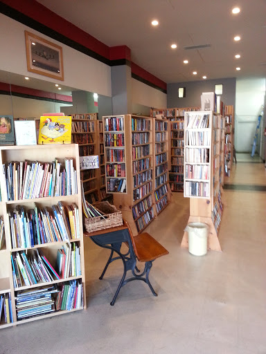 Used Book Store «Next Chapter Books», reviews and photos, 21616 Sherman Way, Canoga Park, CA 91303, USA