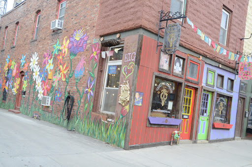 Make-up Artist «Vanity & Glamour Cosmetics / VGCosmetic Makeup Artists», reviews and photos, 547 28th St, Des Moines, IA 50312, USA