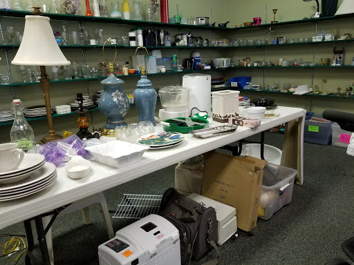 Thrift Store «Outreach Thrift Store», reviews and photos, 1715 S Rutherford Blvd, Murfreesboro, TN 37130, USA