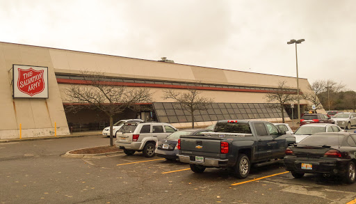Thrift Store «The Salvation Army Family Store & Donation Center», reviews and photos, 823 E Auburn Rd, Rochester Hills, MI 48307, USA