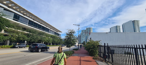 Shopping Mall «Fifth and Alton», reviews and photos, 1100 6th St, Miami Beach, FL 33139, USA