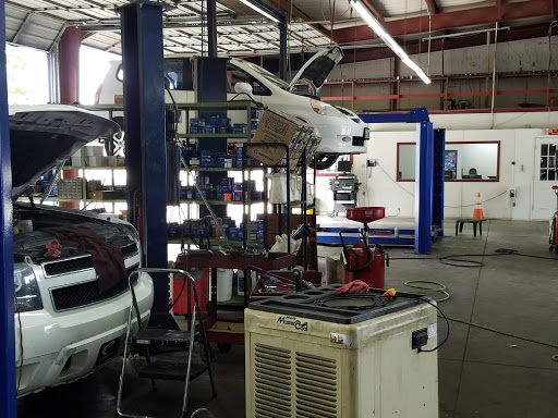 Auto Repair Shop «Walnut Creek Auto Clinic», reviews and photos, 743 U.S. 287 Frontage Rd, Mansfield, TX 76063, USA