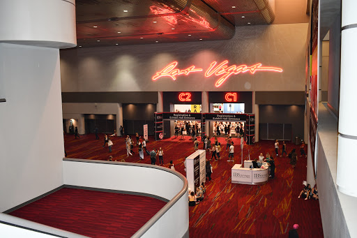 Beauty Supply Store «Minkys - Eyelash Extensions Training, Products & Supplies», reviews and photos, 571 W Center St, Pleasant Grove, UT 84062, USA