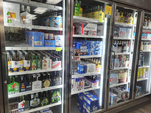 Liquor Store «Star Liquor @ Big Bend Road», reviews and photos, 13192 US-301, Riverview, FL 33578, USA