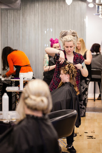 Hair Salon «Tease Salon», reviews and photos, 696 7th St W, St Paul, MN 55102, USA