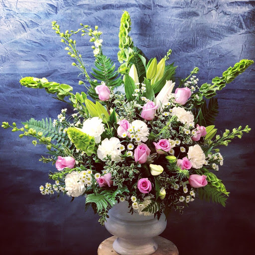 Florist «Finishing Touch Florist & Gifts», reviews and photos, 1645 140th Ave NE B4, Bellevue, WA 98005, USA