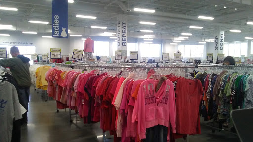 Thrift Store «Goodwill Short Pump Retail Store», reviews and photos, 4200 Tom Leonard Dr, Glen Allen, VA 23060, USA