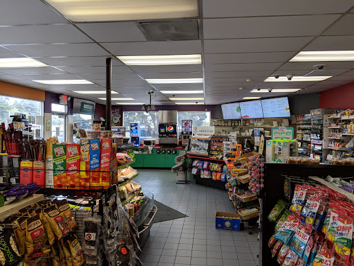 Gas Station «Chevron», reviews and photos, 101 Main St, Trinidad, CA 95570, USA