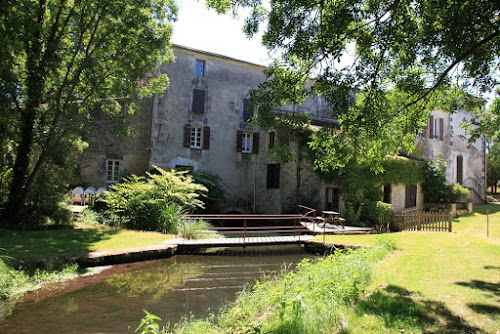 Le Moulin du Champ, Gîtes et Location de Salle à Romegoux