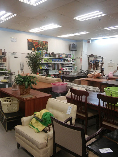 Thrift Store «Goodwill Tampa Store», reviews and photos