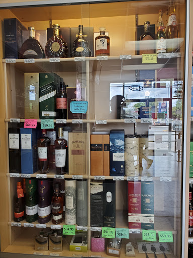 Liquor Store «Powell Liquor Store», reviews and photos, 5120 SE Powell Blvd, Portland, OR 97206, USA