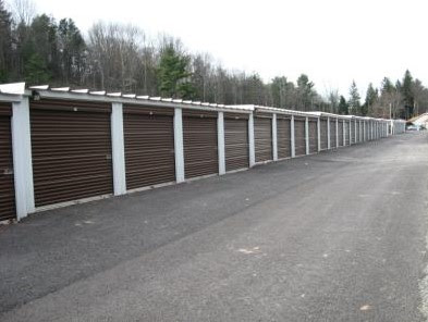 Load and Lock Self Storage - Canadensis