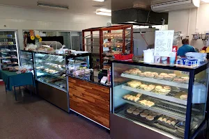Pieway Bakery & cafe image