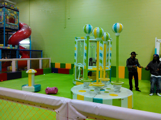 Amusement Center «Catch Air Grand Rapids», reviews and photos, 2978 28th St SE, Grand Rapids, MI 49512, USA