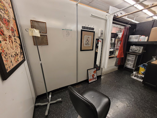 Tattoo Shop «House of Stain», reviews and photos, 4170 W Broad St, Columbus, OH 43228, USA