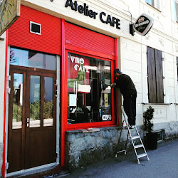 Art Atelier Café