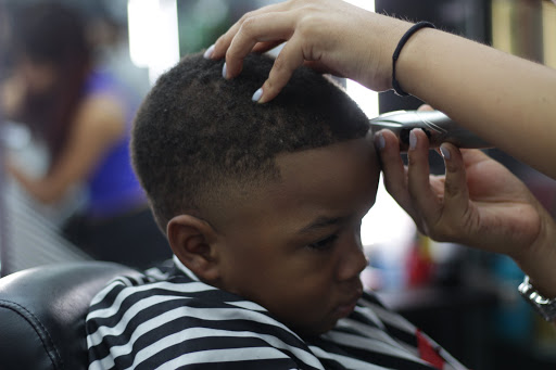 Barber Shop «Royal Fadez Barbershop», reviews and photos, 920 N Arizona Ave #8, Chandler, AZ 85225, USA