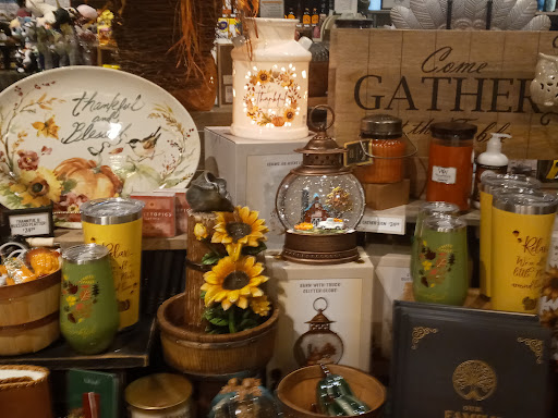 American Restaurant «Cracker Barrel Old Country Store», reviews and photos, 4700 Portsmouth Blvd, Chesapeake, VA 23321, USA