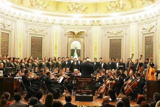 Coro Normalista de Puebla y su Orquesta Sinfónica