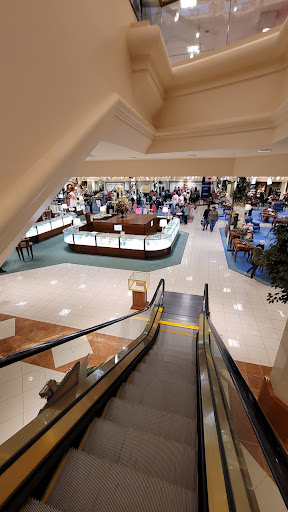 Department Store «Von Maur Eastview», reviews and photos, 300 Eastview Mall, Victor, NY 14564, USA
