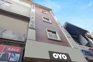 OYO Flagship Hotel K10 image
