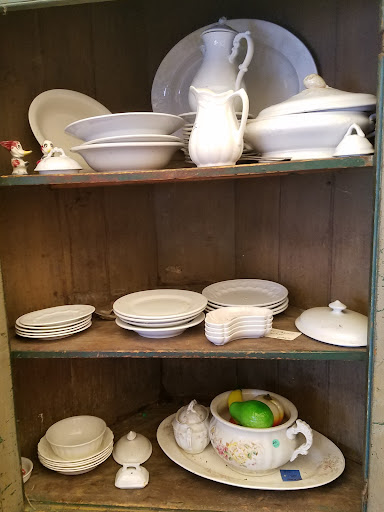 Home Goods Store «Chartreuse & co», reviews and photos, 4007 Buckeystown Pike, Frederick, MD 21704, USA