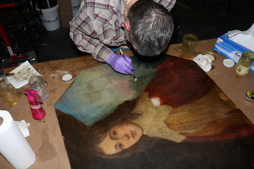 Art restoration service Saint Louis