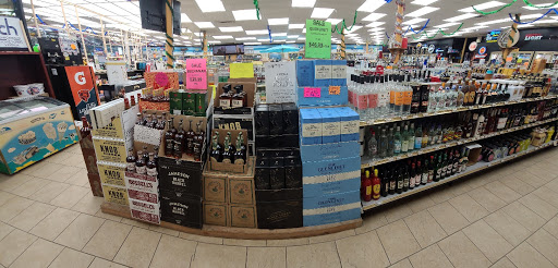 Liquor Store «Arcadia Foremost Liquors», reviews and photos, 3301 W North Ave, Chicago, IL 60647, USA