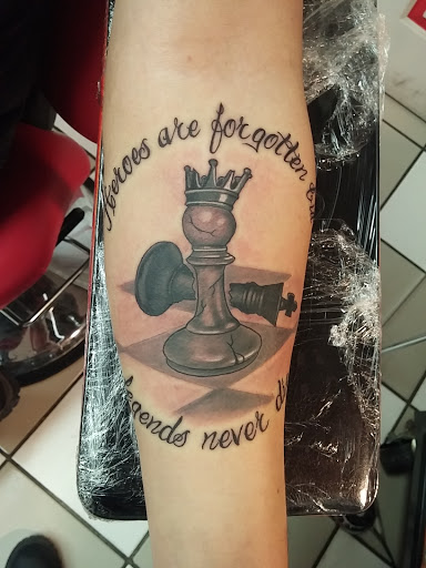 Tattoo Shop «Six1Six Tattoo Studio», reviews and photos, 526 Leonard St NW, Grand Rapids, MI 49504, USA