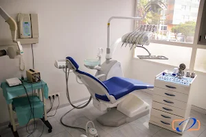 Centro de Rehabilitación Oral Integral image