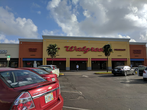 Shopping Mall «Central Shopping Plaza», reviews and photos, 3825 NW 7th St, Miami, FL 33126, USA