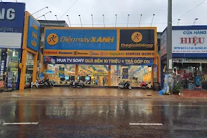 Nam Binh Blue Electronics Supermarket, Dak Song image