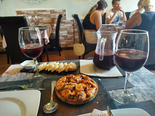 DiVino Bounty en Puerto del Rosario