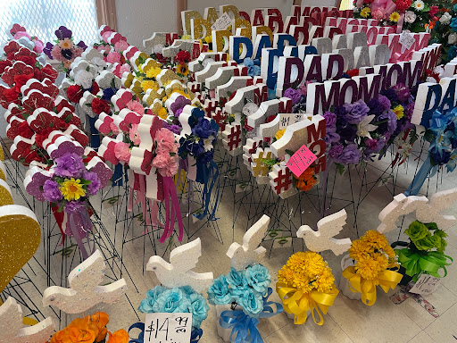 Florist «Davany Flowers & Pinatas», reviews and photos, 522 Cupples Rd, San Antonio, TX 78237, USA