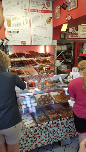 Donut Shop «Buckeye Donuts», reviews and photos, 1998 N High St, Columbus, OH 43201, USA