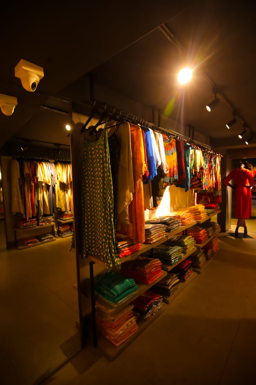 Aashi boutique