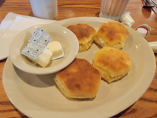 American Restaurant «Cracker Barrel Old Country Store», reviews and photos, 13833 W Hillsborough Ave, Tampa, FL 33635, USA
