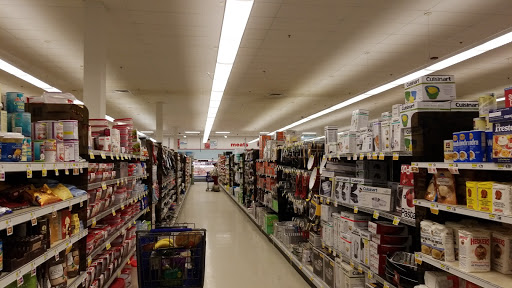 Grocery Store «ShopRite of Commerce St.-Stamford, CT», reviews and photos, 1990 W Main St, Stamford, CT 06902, USA