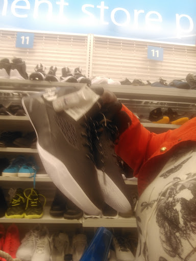 Clothing Store «Ross Dress for Less», reviews and photos, 12270 Rockville Pike, Rockville, MD 20852, USA