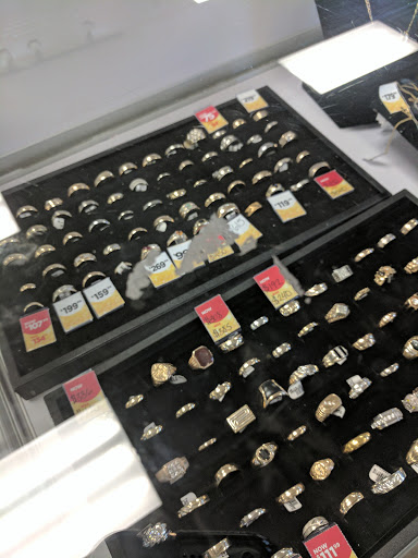 Pawn Shop «USA Pawn & Jewelry», reviews and photos, 8001 SE Powell Blvd, Portland, OR 97206, USA