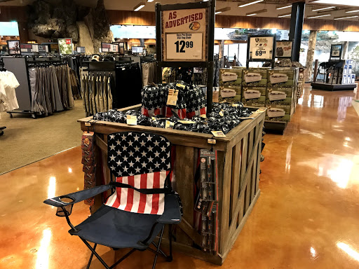 Bass Pro Shops