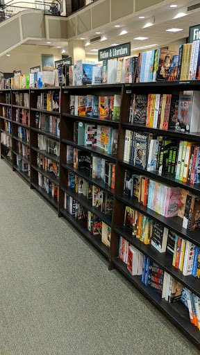 Book Store «Barnes & Noble Booksellers Crocker Park», reviews and photos, 198 Crocker Park Blvd, Westlake, OH 44145, USA