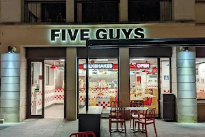 Five Guys Bath image