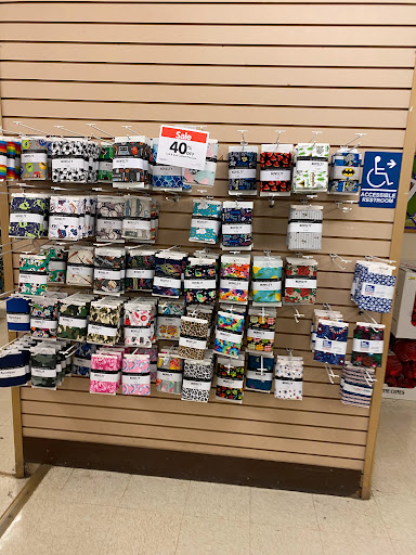 Fabric Store «Jo-Ann Fabrics and Crafts», reviews and photos, 244 Worcester Rd, Natick, MA 01760, USA