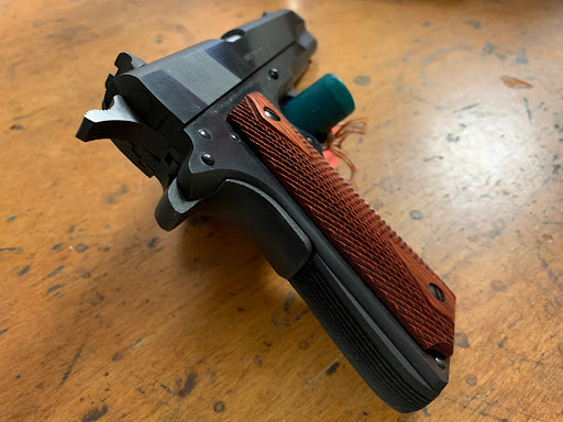 Gun Shop «Bergen Sporting Goods», reviews and photos, 649 Bergen Blvd, Ridgefield, NJ 07657, USA