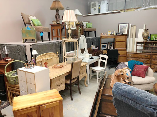 Thrift Store «Placer SPCA Thrift Store», reviews and photos, 931 Washington Blvd #107, Roseville, CA 95678, USA