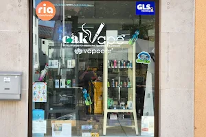 oakVape / vapooor - Ihr Fachhandel für elektrische Zigaretten & Zubehör Liquid Aroma Base Kiosk Vape Store in Göppingen image